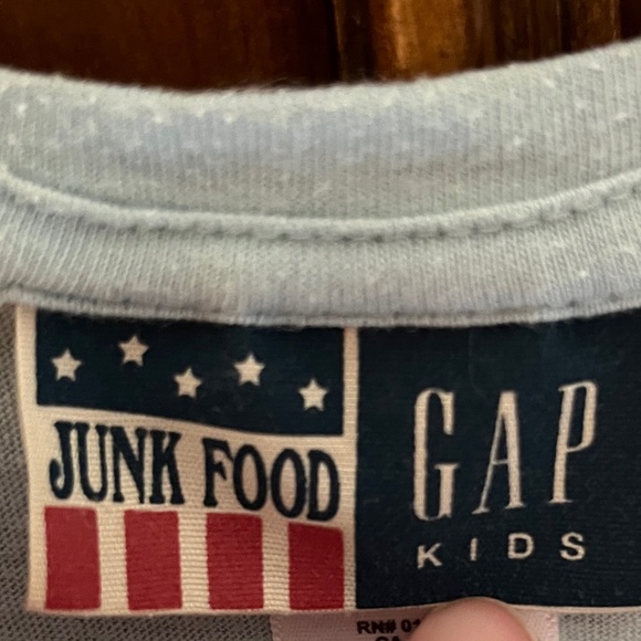 Gap Kids x Junk Food collab tee, size XL (12) - Picture 4 of 8